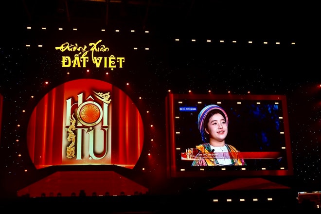 Khoảnh khắc ấn tượng trong đêm chính luận nghệ thuật 'Đường Xuân đất Việt 2026 - Hội tụ'- Ảnh 4.