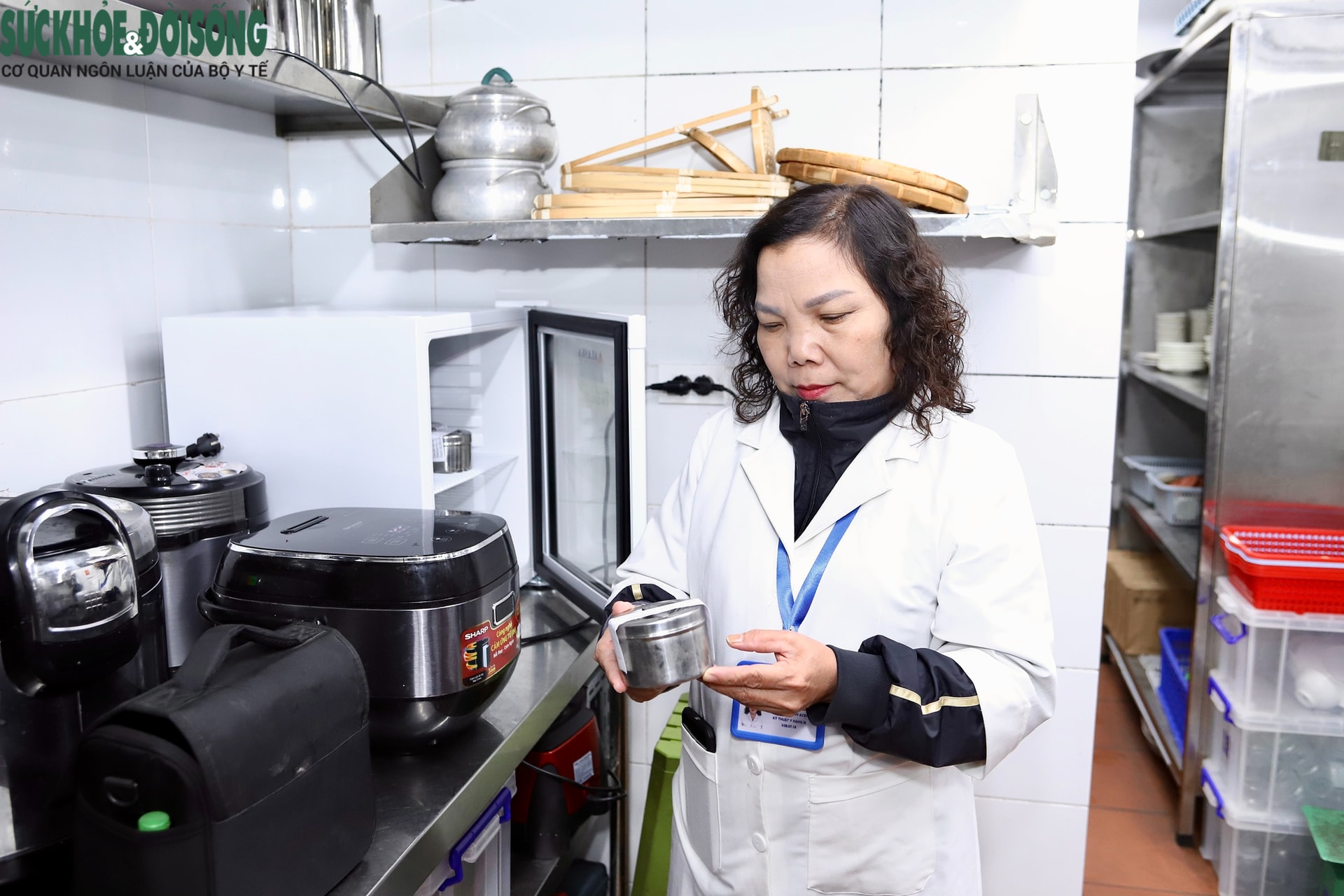 Phường Ba Đình tăng cường kiểm tra an toàn thực phẩm dịp Tết- Ảnh 2.