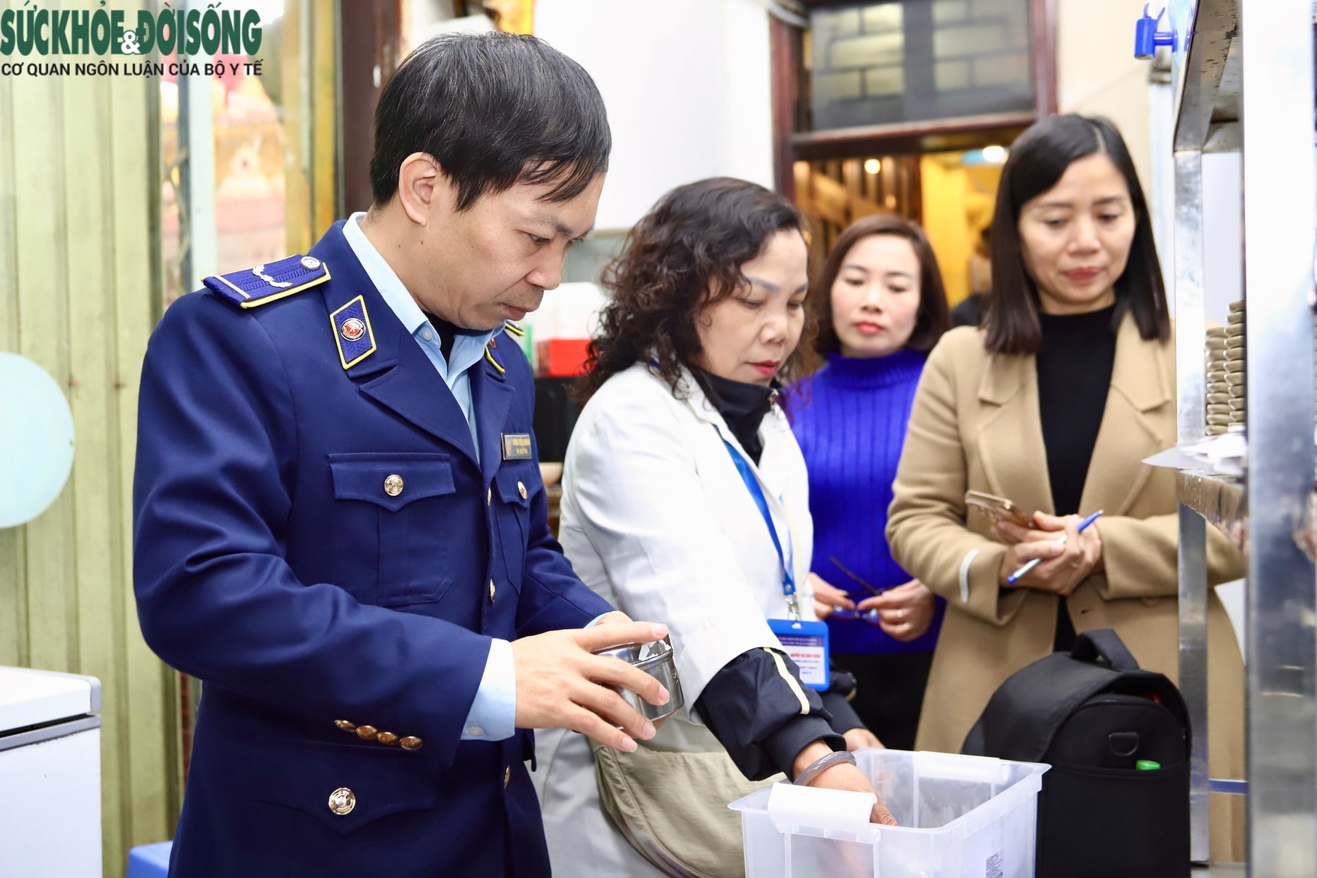 Phường Ba Đình tăng cường kiểm tra an toàn thực phẩm dịp Tết- Ảnh 5.