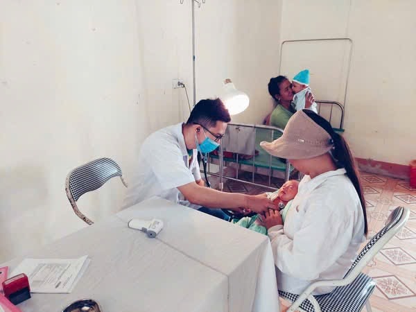 Bác sĩ trẻ suy thận giai đoạn cuối hồi sinh sự sống từ người hiến tạng chết não- Ảnh 1.