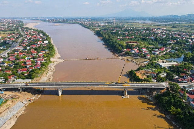 Bổ sung gần 200 tỷ đồng để mở rộng đường nối cầu Phong Châu với đường liên vùng- Ảnh 1.