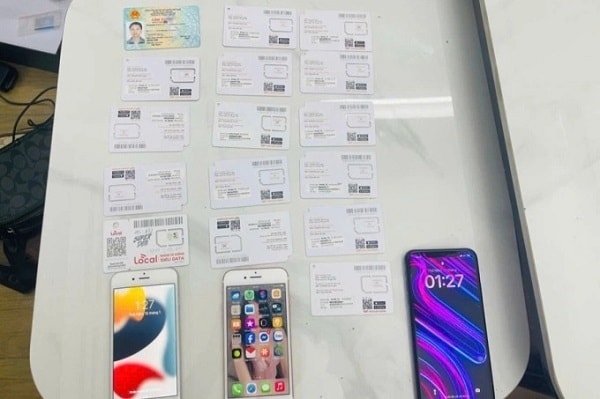 Triệt phá băng nhóm giả mạo nhà xe, lừa tiền vé Tết của hàng trăm người- Ảnh 1.