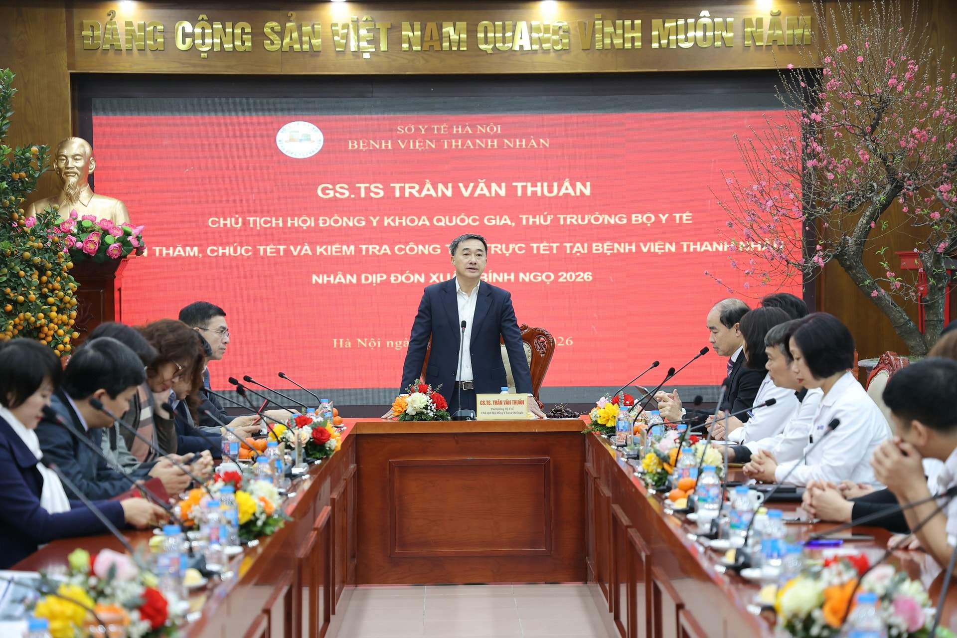 Thứ trưởng Trần Văn Thuấn thăm, kiểm tra công tác y tế dịp Tết Bính Ngọ tại 3 bệnh viện của Hà Nội- Ảnh 3. Thứ trưởng Trần Văn Thuấn thăm, kiểm tra công tác y tế dịp Tết Bính Ngọ tại 3 bệnh viện của Hà Nội- Ảnh 3.