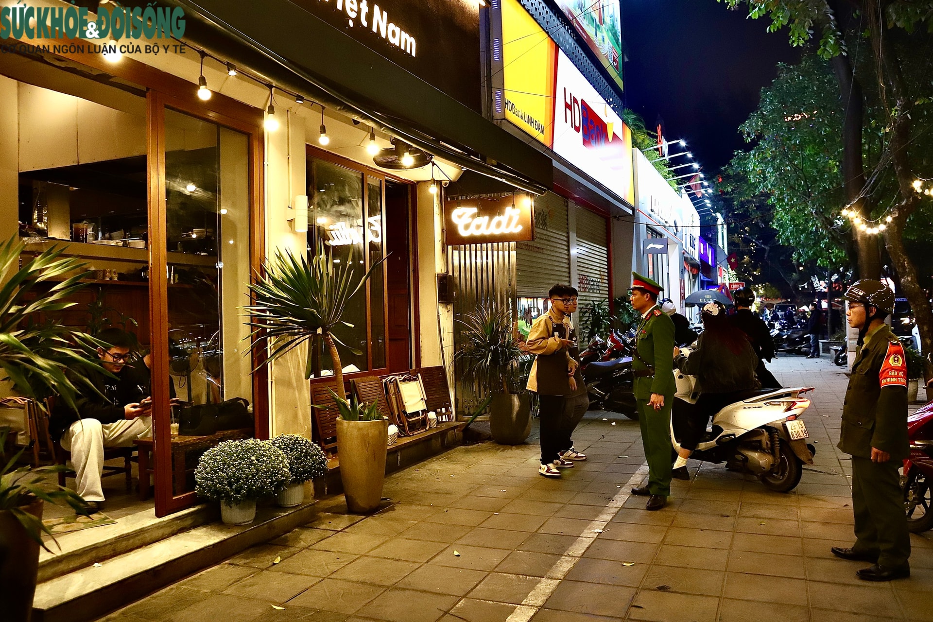 Trật tự đô thị tại phường Hoàng Liệt: Duy trì thế nào sau đoàn kiểm tra đi qua?- Ảnh 3. Trật tự đô thị tại phường Hoàng Liệt: Duy trì thế nào sau đoàn kiểm tra đi qua?- Ảnh 3.