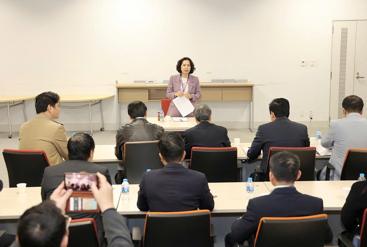 Tăng cường giám sát y tế cửa khẩu, dẵn sàng ứng phó mọi tình huống dịch bệnh dịp Tết Nguyên đán- Ảnh 7.