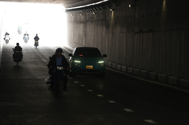 Giao thông thông thoáng ngày đầu thông xe đường Vành đai 2,5 và hầm chui Kim Đồng- Ảnh 10. Giao thông thông thoáng ngày đầu thông xe đường Vành đai 2,5 và hầm chui Kim Đồng- Ảnh 10.