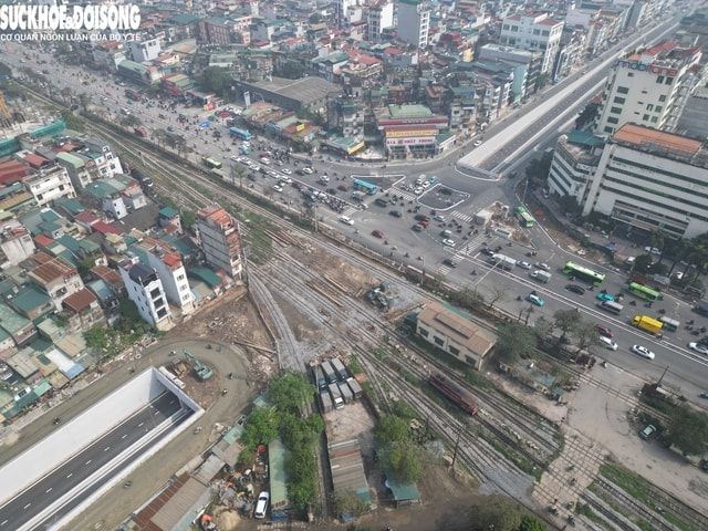 Giao thông thông thoáng ngày đầu thông xe đường Vành đai 2,5 và hầm chui Kim Đồng- Ảnh 2. Giao thông thông thoáng ngày đầu thông xe đường Vành đai 2,5 và hầm chui Kim Đồng- Ảnh 2.