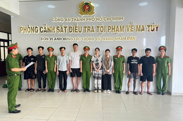 TPHCM: Triệt phá đường dây ma túy liên tỉnh giấu trong thức ăn thú cưng- Ảnh 1. TPHCM: Triệt phá đường dây ma túy liên tỉnh giấu trong thức ăn thú cưng- Ảnh 1.