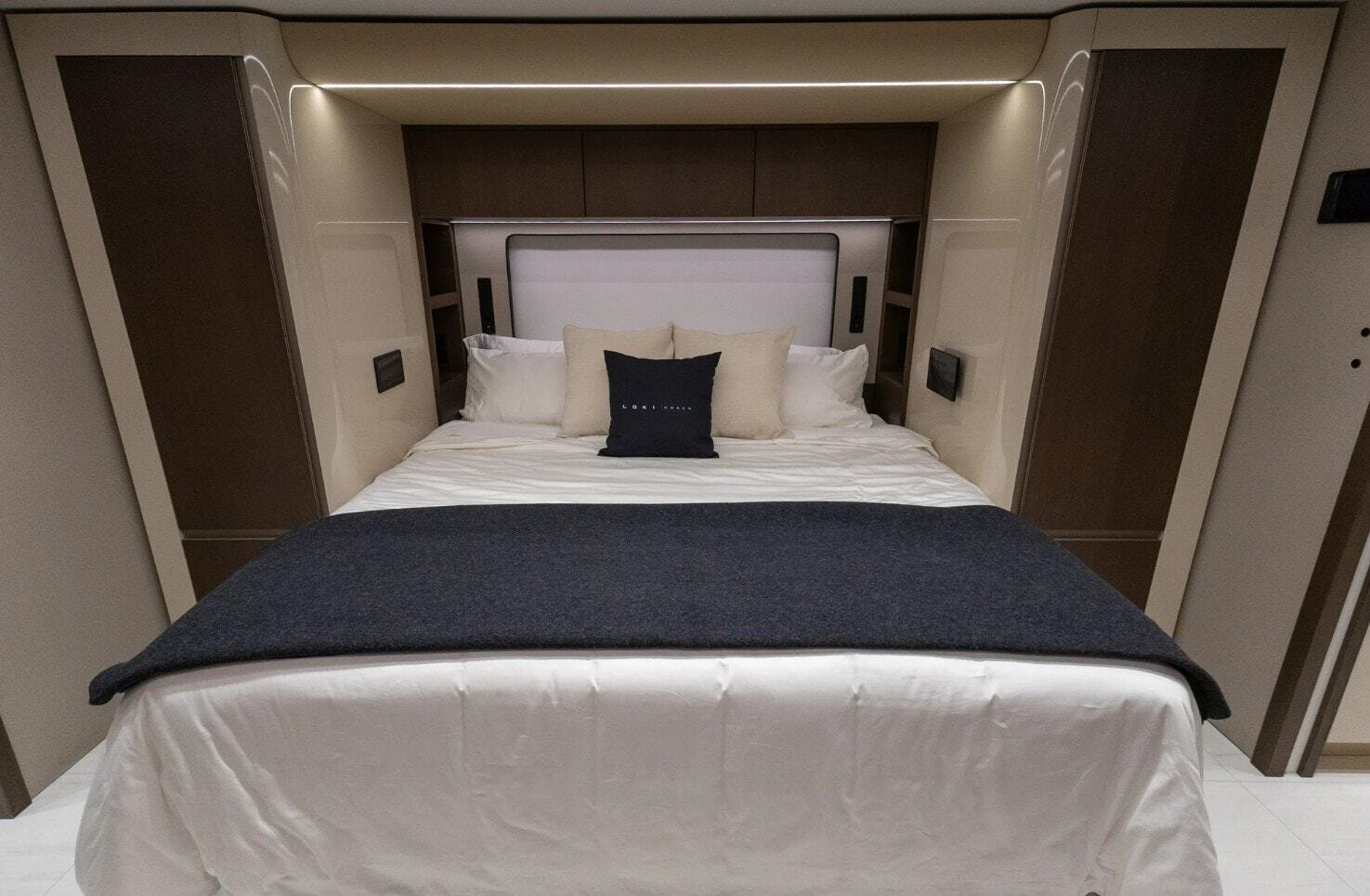 Khám phá nhà di động Loki Prevost sang trọng, giá 54 tỷ đồng - 6