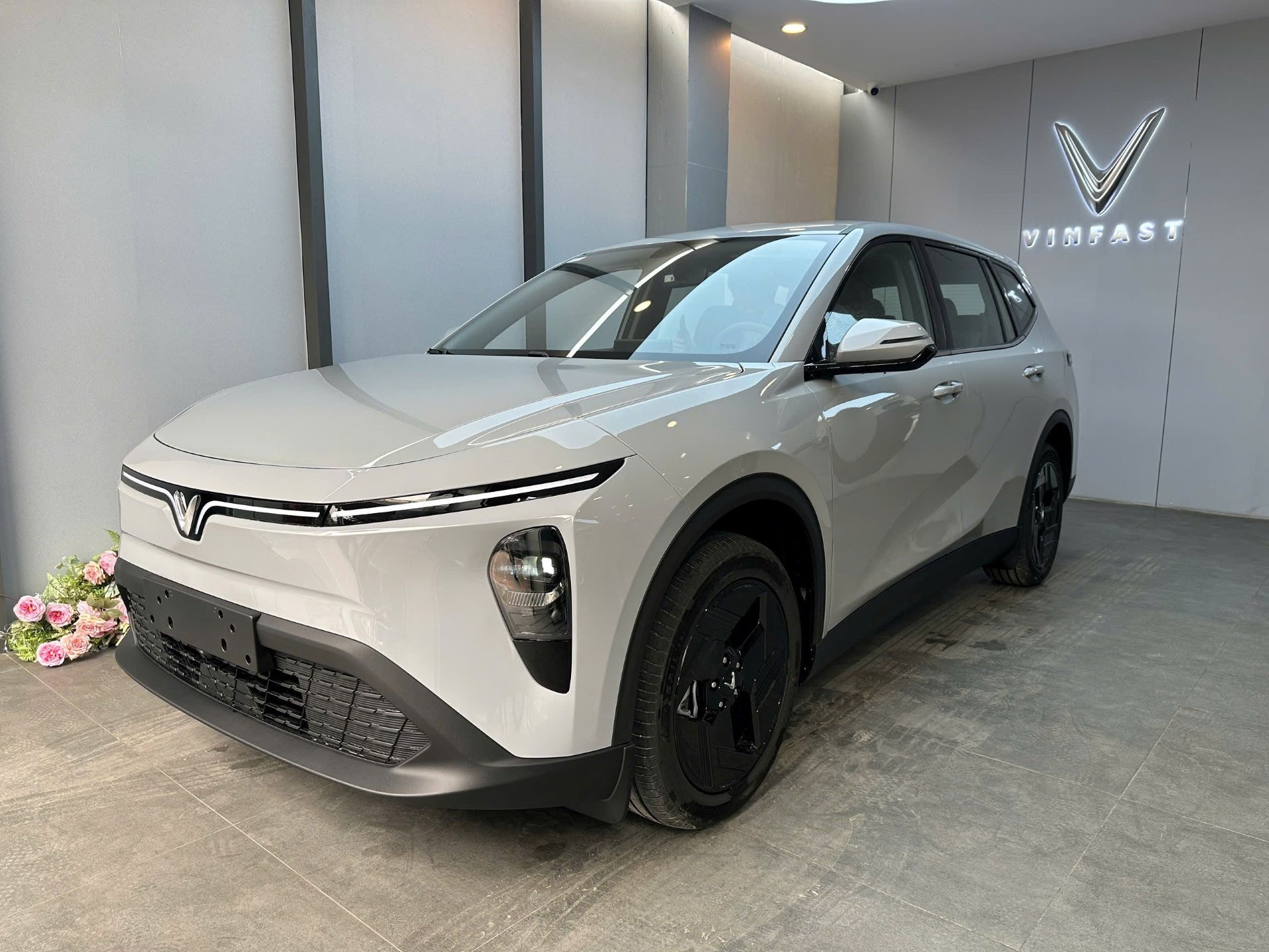 Hạn 'chốt' VinFast VF MPV 7 với hơn 60 triệu đồng ưu đãi trước Tết Nguyên đán - 1