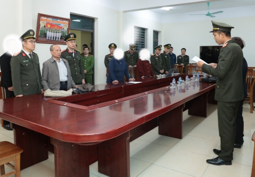 Lợi dụng quyền khiếu nại tố cáo, gã đàn ông xâm phạm lợi ích nhà nước, cá nhân- Ảnh 1.