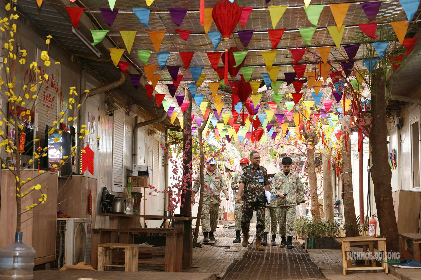 Bác sĩ của lực lượng gìn giữ hòa bình Việt Nam tại Sudan hoàn thành kiểm tra COE trước Tết 2026- Ảnh 5.