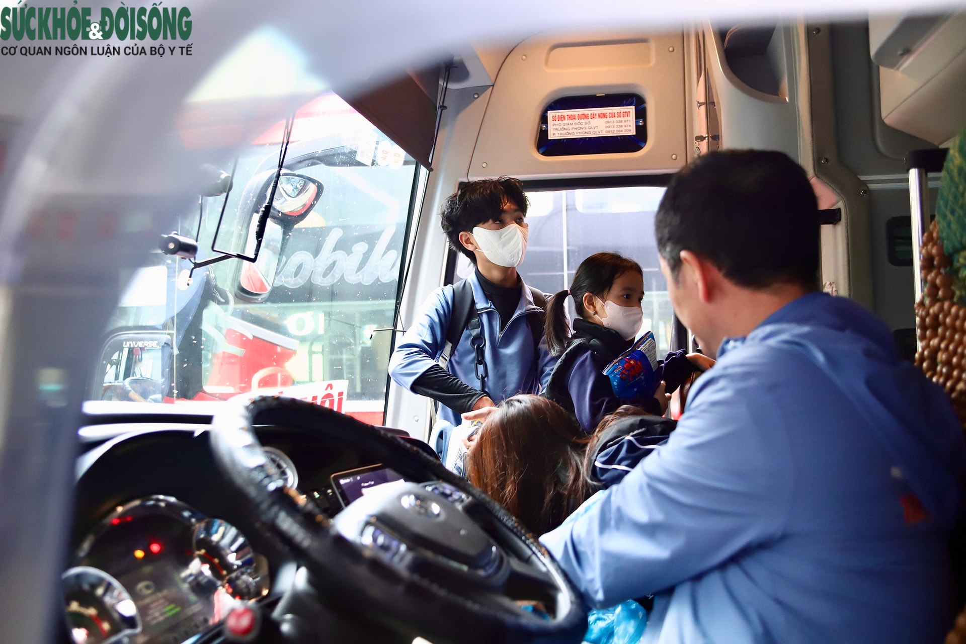 Người dân chen chân lên xe về quê đón Tết, các bến xe Hà Nội dự kiến tăng khách gấp 3 đến 4 lần- Ảnh 5.