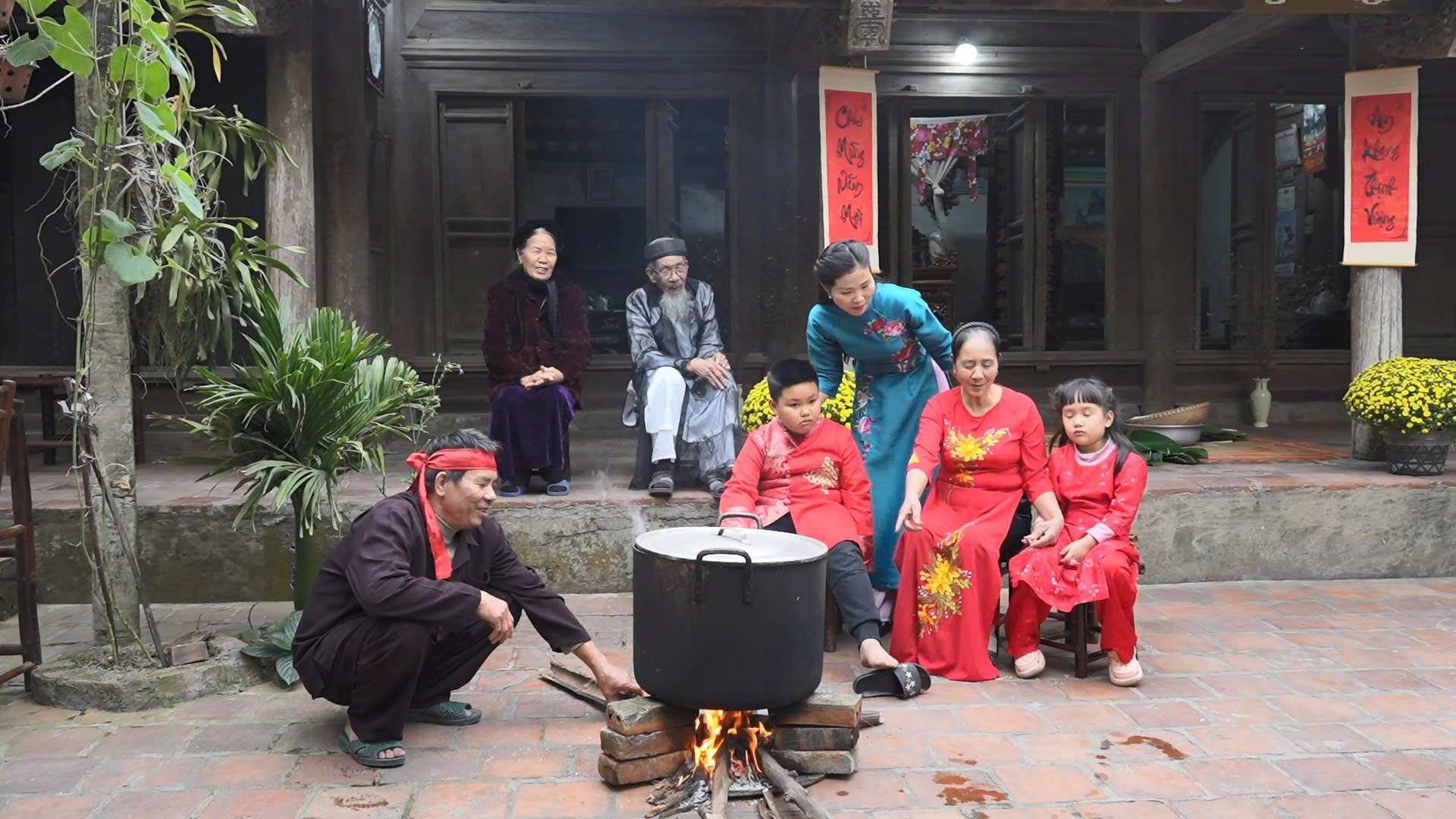 Bánh chưng Đất Tổ - Hương vị nguồn cội ngày Tết- Ảnh 7. Bánh chưng Đất Tổ - Hương vị nguồn cội ngày Tết- Ảnh 7.