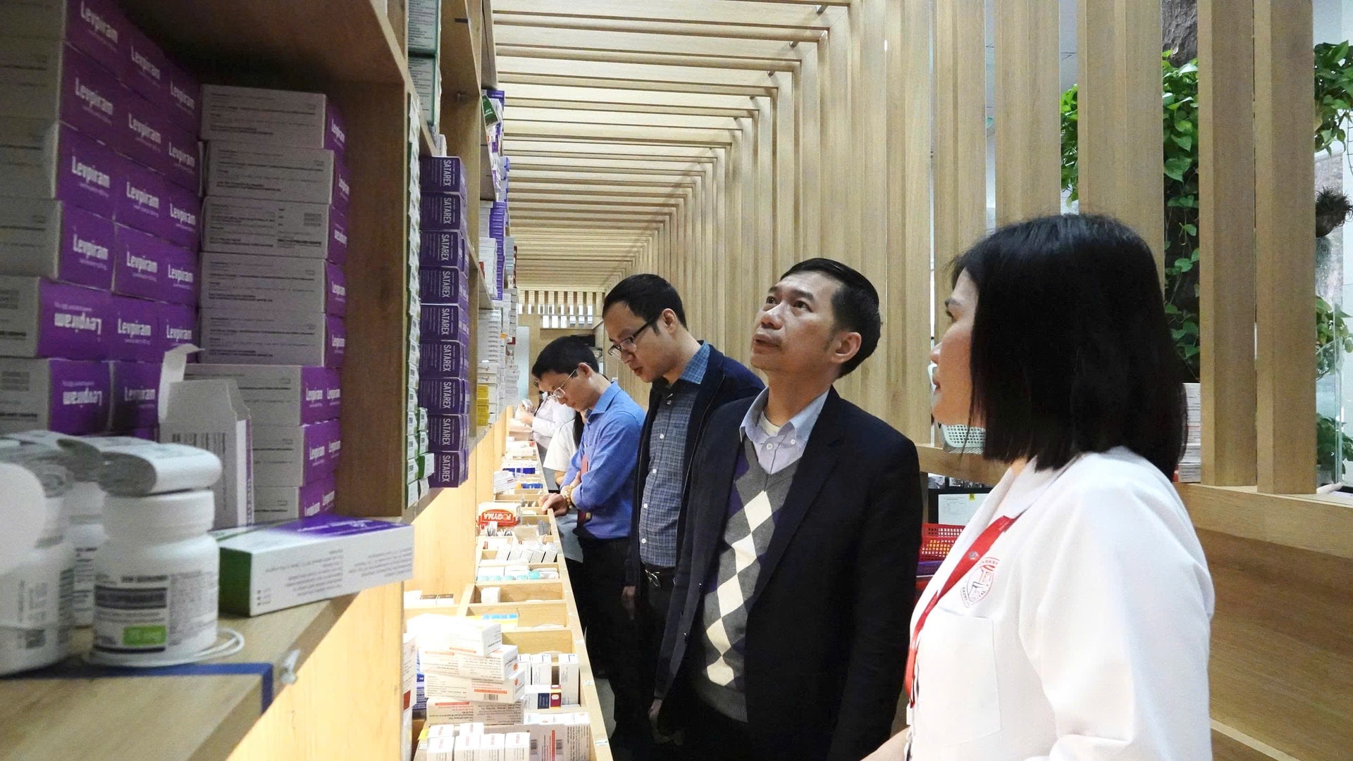 Đảm bảo nguồn cung thuốc chữa bệnh, phòng chống dịch dịp Tết Bính Ngọ 2026- Ảnh 2.