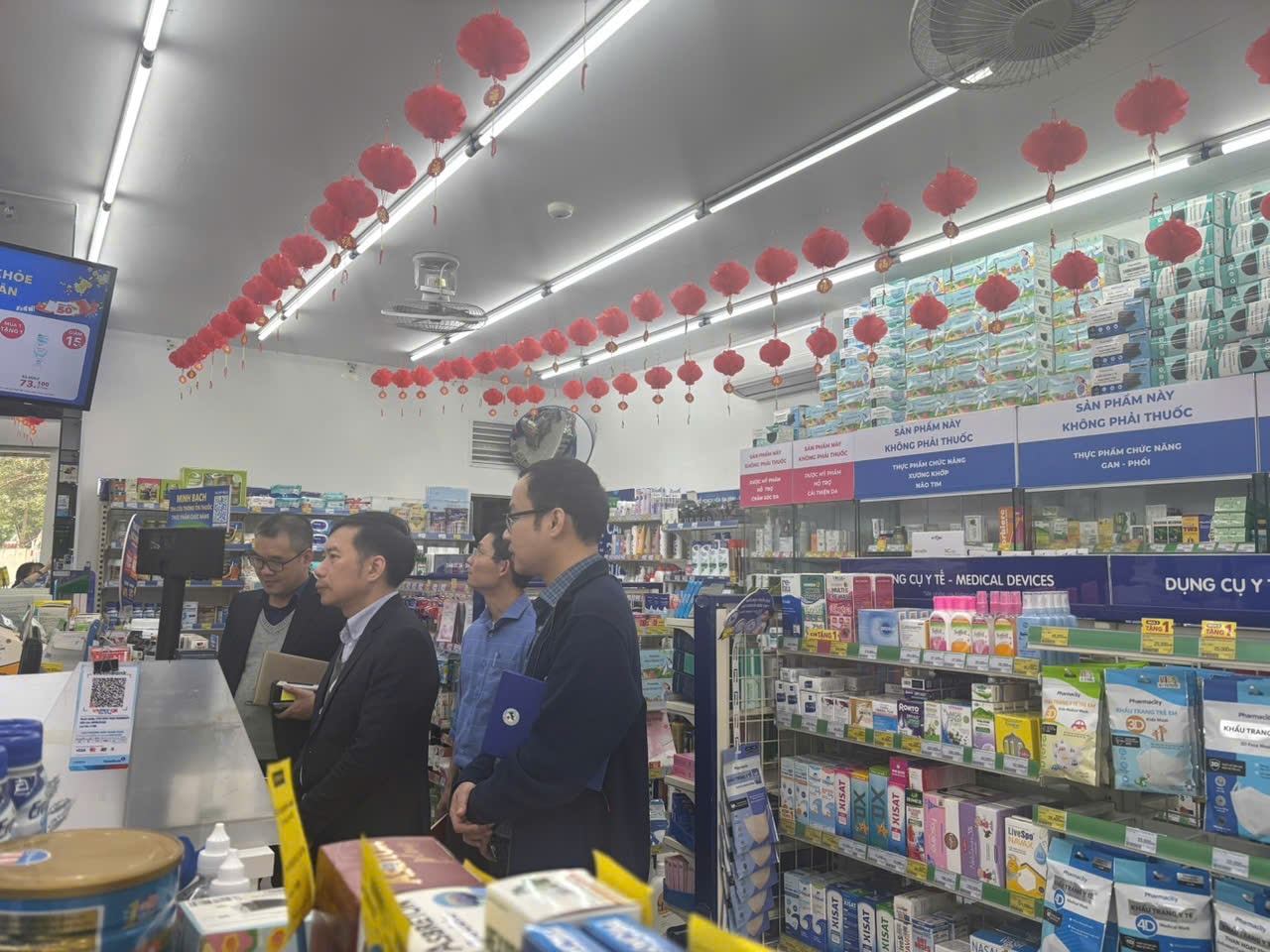 Đảm bảo nguồn cung thuốc chữa bệnh, phòng chống dịch dịp Tết Bính Ngọ 2026- Ảnh 3.