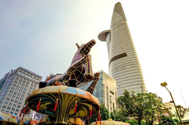 Cận cảnh linh vật ngựa tại Đường hoa Nguyễn Huệ- Ảnh 5. Cận cảnh linh vật ngựa tại Đường hoa Nguyễn Huệ- Ảnh 5.