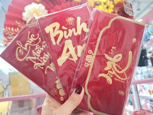 Thị trường phong bao lì xì Tết 2026 có gì mới?- Ảnh 3.