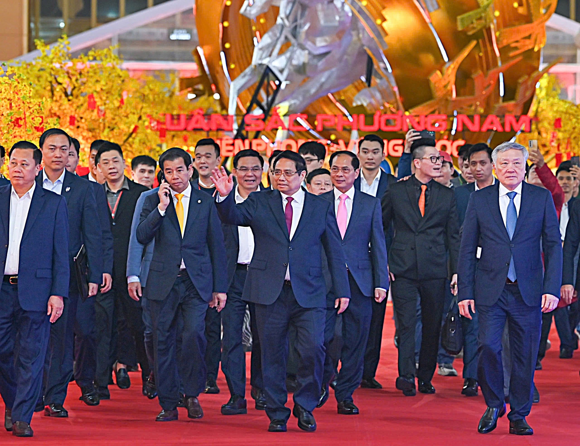 Hoành tráng Lễ bế mạc Hội chợ Mùa Xuân 2026- Ảnh 2.