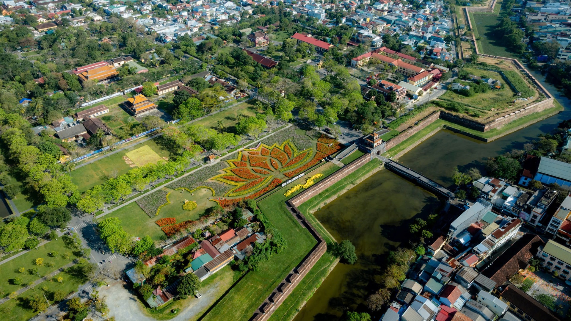 Ngắm linh vật ngựa tại Hội Xuân Huế 2026- Ảnh 9.