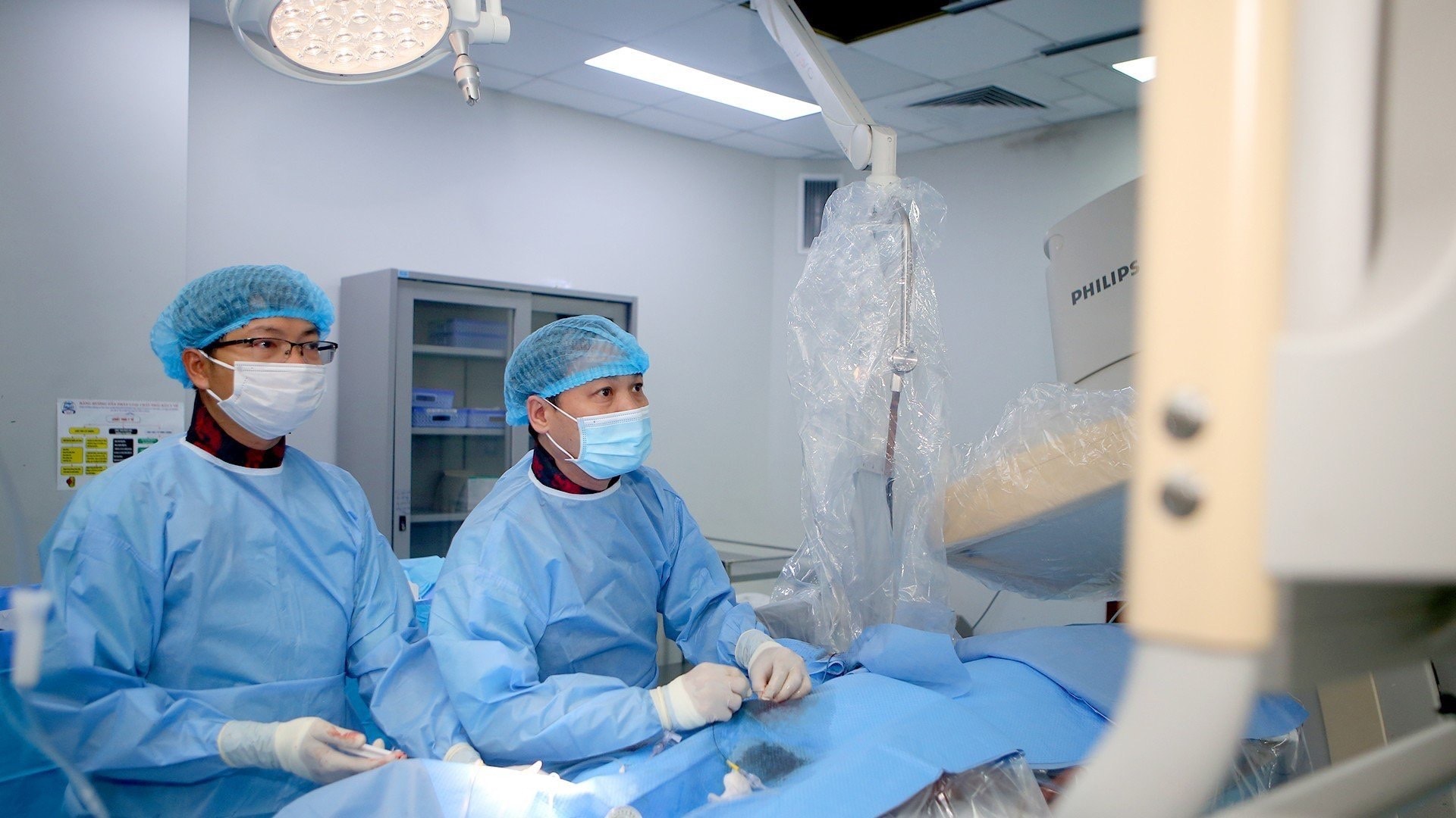 Nhu cầu sử dụng rượu bia tăng cao dịp Tết, chuyên gia chỉ cách giữ trái tim khỏe mạnh- Ảnh 1.