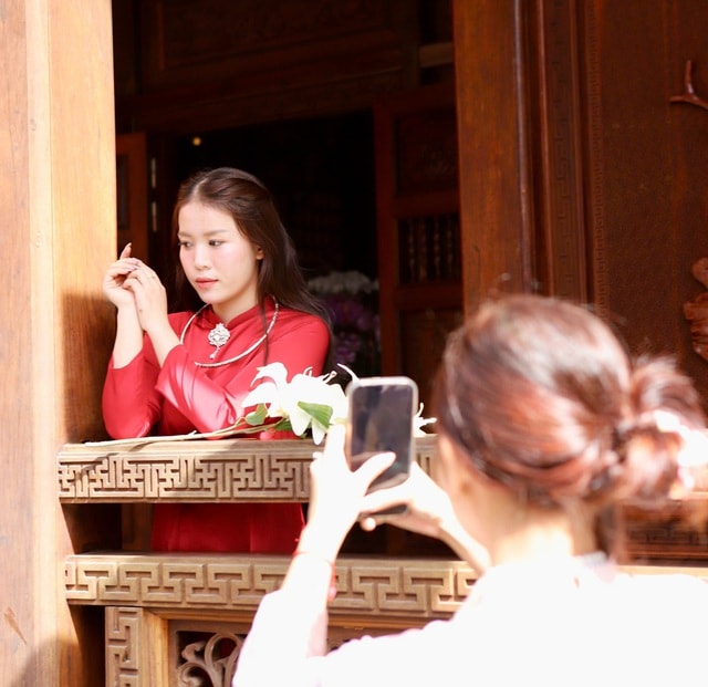 Rộn ràng chụp ảnh Tết tại ngôi chùa cuối cùng Việt Nam được phong Sắc tứ- Ảnh 3. Rộn ràng chụp ảnh Tết tại ngôi chùa cuối cùng Việt Nam được phong Sắc tứ- Ảnh 3.