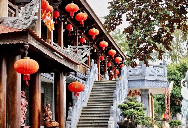 Rộn ràng chụp ảnh Tết tại ngôi chùa cuối cùng Việt Nam được phong Sắc tứ- Ảnh 4. Rộn ràng chụp ảnh Tết tại ngôi chùa cuối cùng Việt Nam được phong Sắc tứ- Ảnh 4.