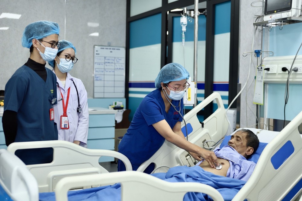 Tết bệnh viện (2): Giao thừa không náo nhiệt- Ảnh 18.