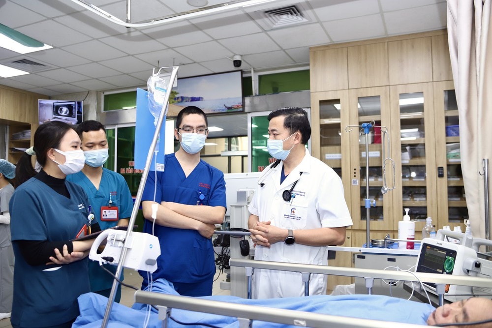 Tết bệnh viện (2): Giao thừa không náo nhiệt- Ảnh 6.