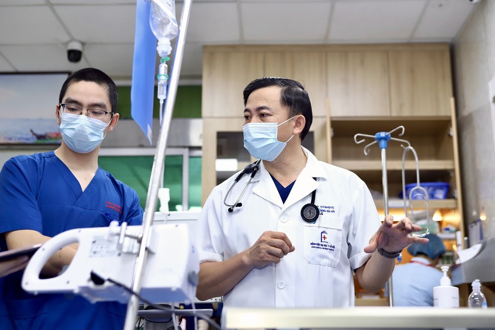 Tết bệnh viện (2): Giao thừa không náo nhiệt- Ảnh 8.