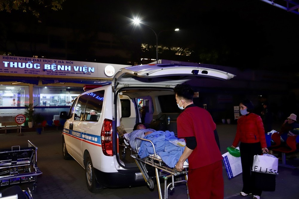 Tết bệnh viện (2): Giao thừa không náo nhiệt- Ảnh 5.