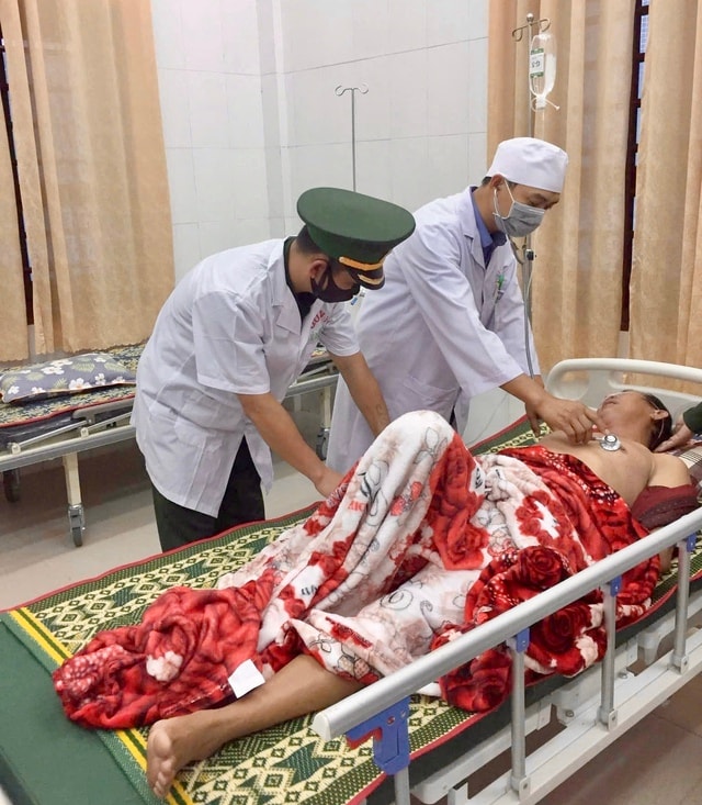 Tết bệnh viện (4): Những 'chiến sĩ áo trắng' nơi đảo tiền tiêu- Ảnh 5.