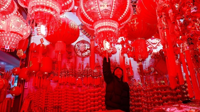 Năm Ngựa Lửa 2026: Không khí Tết rực đỏ và làn sóng di chuyển kỷ lục- Ảnh 2.