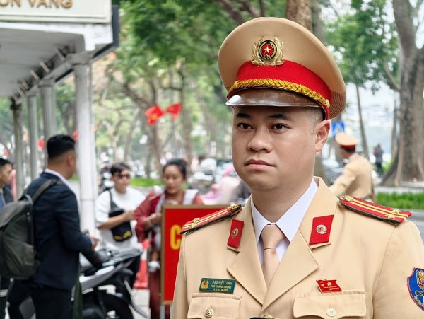 Tài xế xe buýt vi phạm nồng độ cồn trong ngày mùng 1 Tết- Ảnh 10.