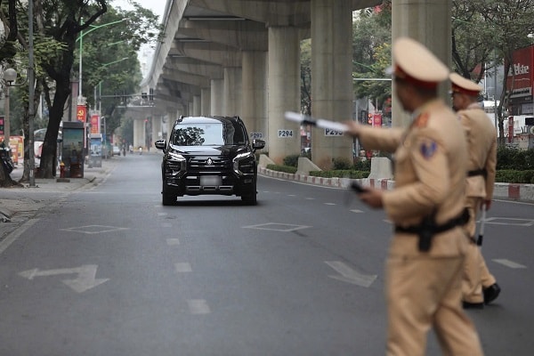 Tài xế xe buýt vi phạm nồng độ cồn trong ngày mùng 1 Tết- Ảnh 6.