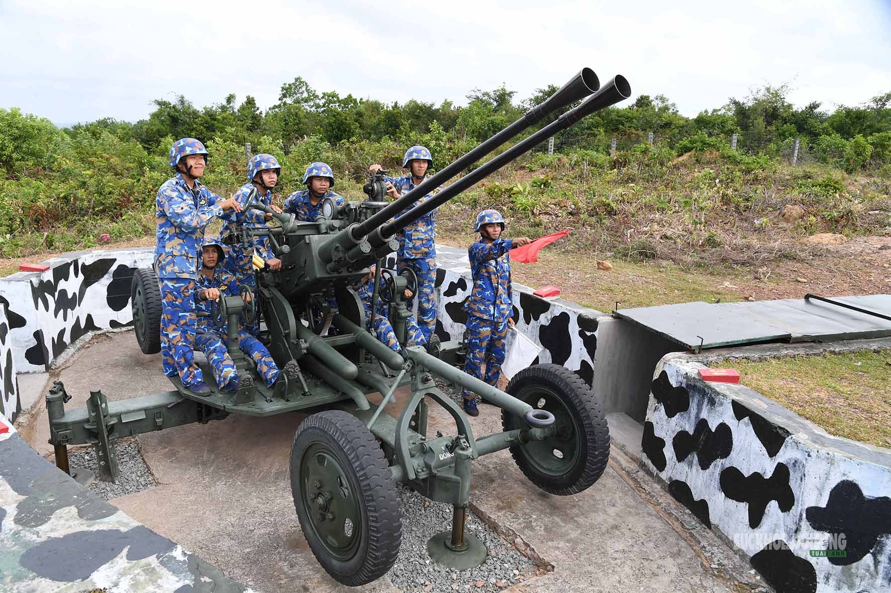 Đón Tết trên trận địa, vững nhịp canh trời Tây Nam- Ảnh 5.