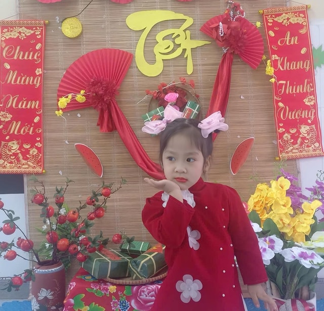 Tết của người Việt nơi xứ người: Mâm cơm thiếu đủ thứ, chỉ đầy ắp nhớ thương- Ảnh 5. Tết của người Việt nơi xứ người: Mâm cơm thiếu đủ thứ, chỉ đầy ắp nhớ thương- Ảnh 5.