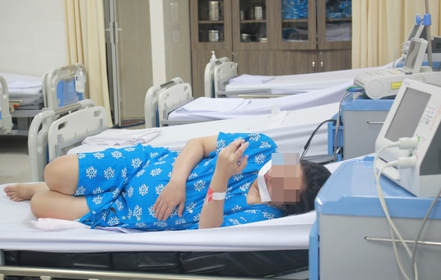 Đêm giao thừa đặc biệt tại Bệnh viện Từ Dũ- Ảnh 2.