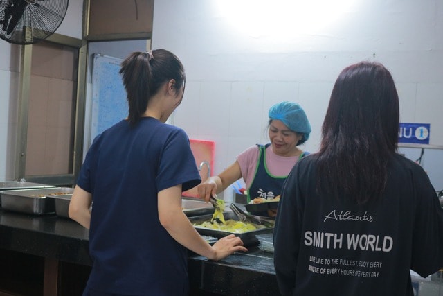 Giao thừa trắng đêm ở Bệnh viện E: Nhiều ca nguy kịch được cấp cứu kịp thời- Ảnh 7.