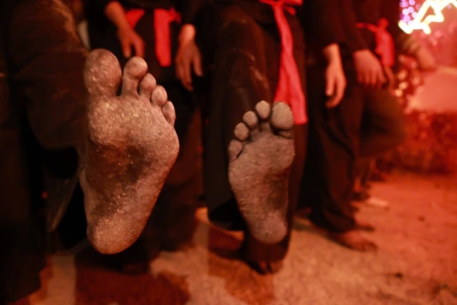 Bước nhảy thiêng của người Dao đỏ đón tổ tiên về ăn Tết- Ảnh 5. Bước nhảy thiêng của người Dao đỏ đón tổ tiên về ăn Tết- Ảnh 5.