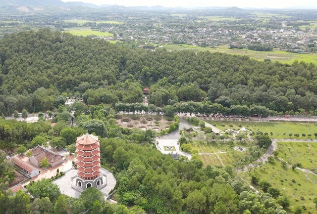 Ngã ba Đồng Lộc những ngày đầu năm- Ảnh 1. Ngã ba Đồng Lộc những ngày đầu năm- Ảnh 1.