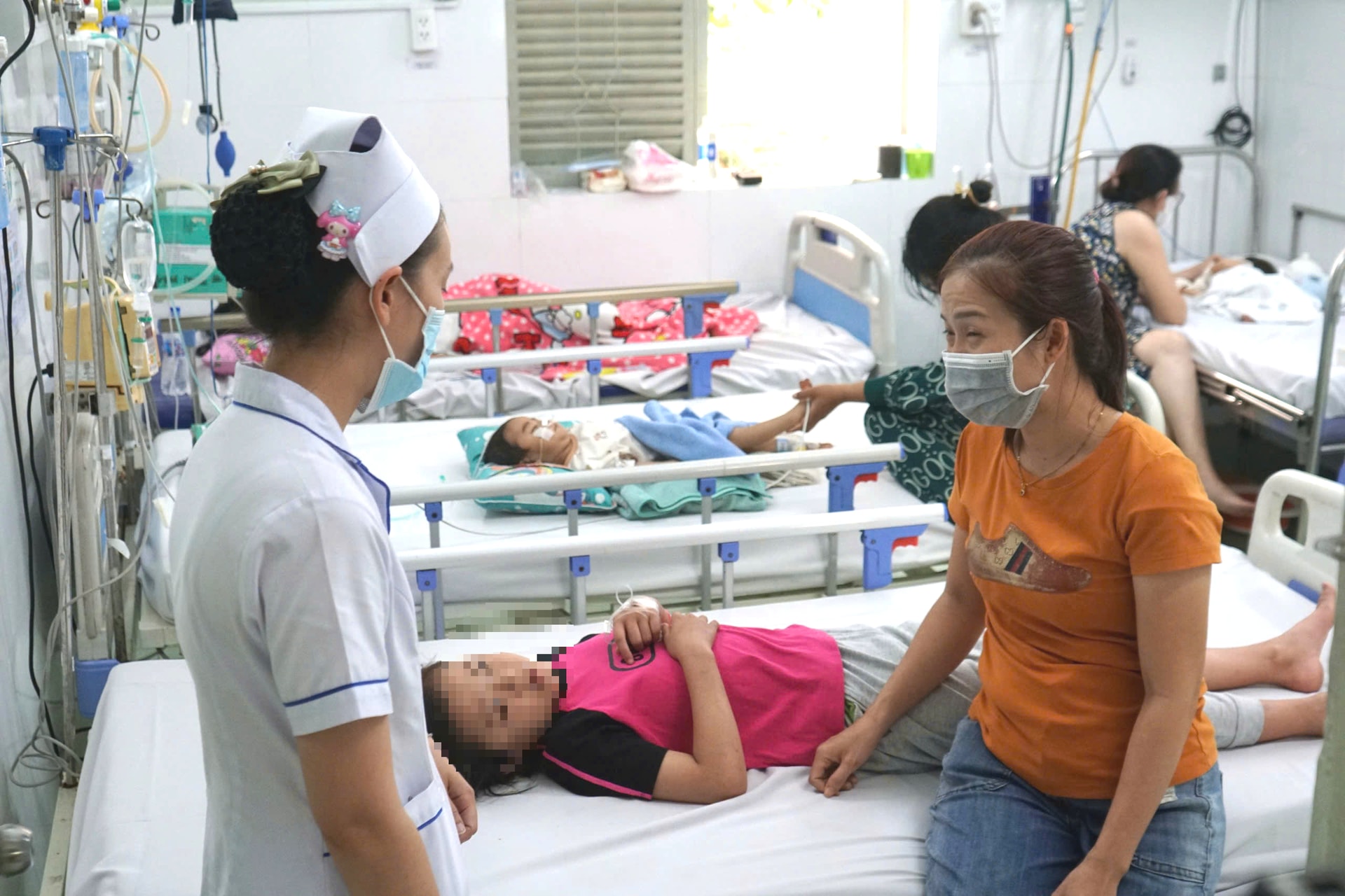 Tết Bính Ngọ, một số dịch bệnh tăng nhẹ ca mắc ngày mùng 3 Tết- Ảnh 1. Tết Bính Ngọ, một số dịch bệnh tăng nhẹ ca mắc ngày mùng 3 Tết- Ảnh 1.