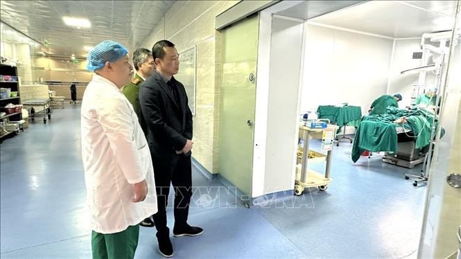 Tập trung điều trị cho 10 nạn nhân trong vụ án giết người bằng mìn tại Thanh Hóa- Ảnh 1. Tập trung điều trị cho 10 nạn nhân trong vụ án giết người bằng mìn tại Thanh Hóa- Ảnh 1.