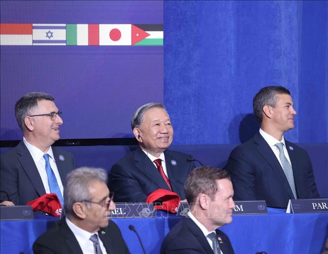 Mọi tranh chấp và xung đột phải được giải quyết bằng biện pháp hoà bình- Ảnh 1.