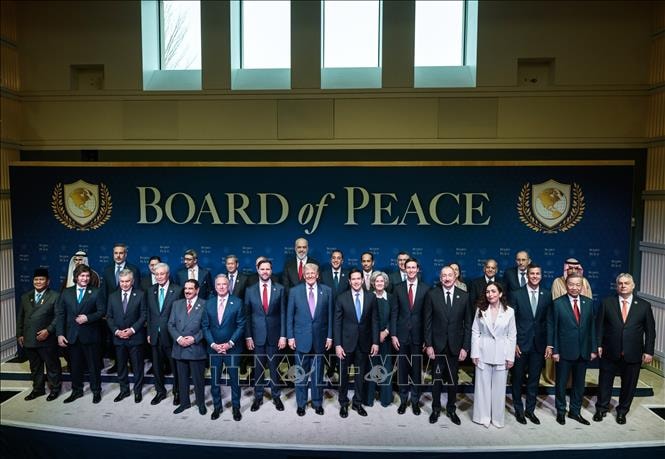 Tổng Bí thư Tô Lâm gặp lãnh đạo các nước nhân dịp tham dự cuộc họp khai mạc Hội đồng Hòa bình về Gaza- Ảnh 1.