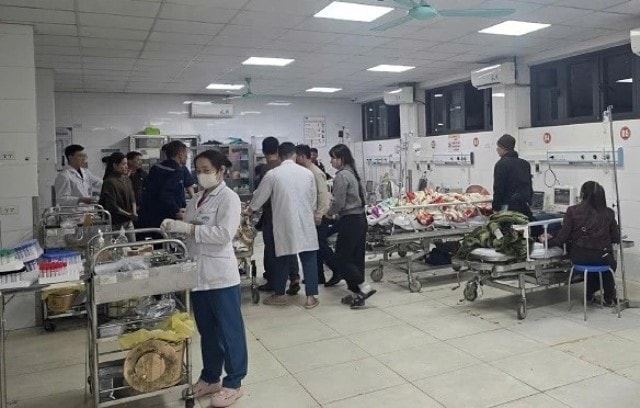 Sức khỏe của 10 nạn nhân bị găm đầy dị vật sau vụ nổ hiện như thế nào?- Ảnh 3.