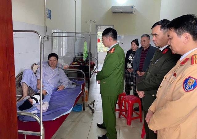 Tài xế có nồng độ cồn kéo lê cán bộ CSGT gần 500m để trốn kiểm tra- Ảnh 1.