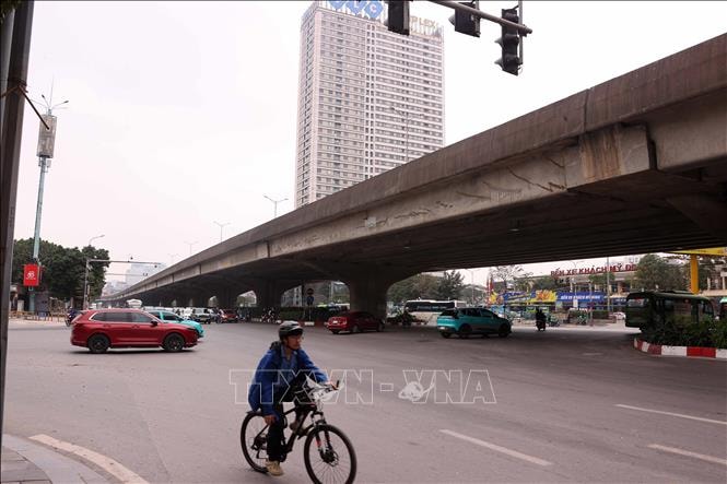 Giao thông Thủ đô Hà Nội thông thoáng trong ngày mùng 5 Tết- Ảnh 8.