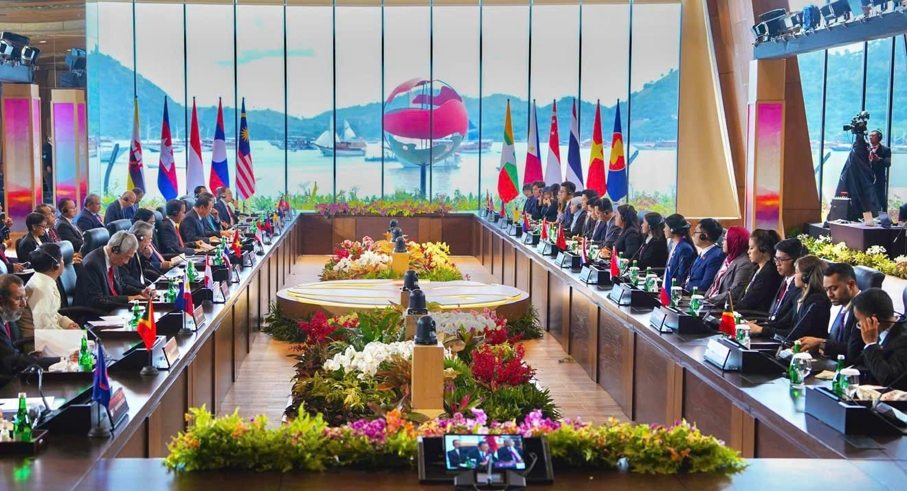 Cô gái 'gen Z' bước ra thế giới để trở về- Ảnh 2. Cô gái 'gen Z' bước ra thế giới để trở về- Ảnh 2.