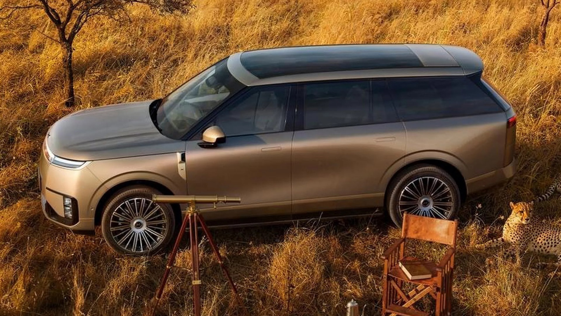 Phần mui phẳng và tay nắm cửa dạng ẩn giúp duy trì vẻ ngoài tối giản nhưng vẫn đảm bảo tính khí động học. (Ảnh:XPeng)